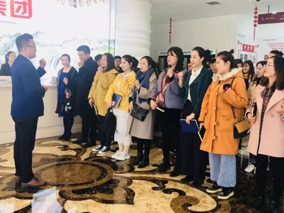 熱烈歡迎丨昌禾商學(xué)院，柔然彩虹隊(duì)光臨寧夏昌禾裝飾參觀學(xué)習(xí)！